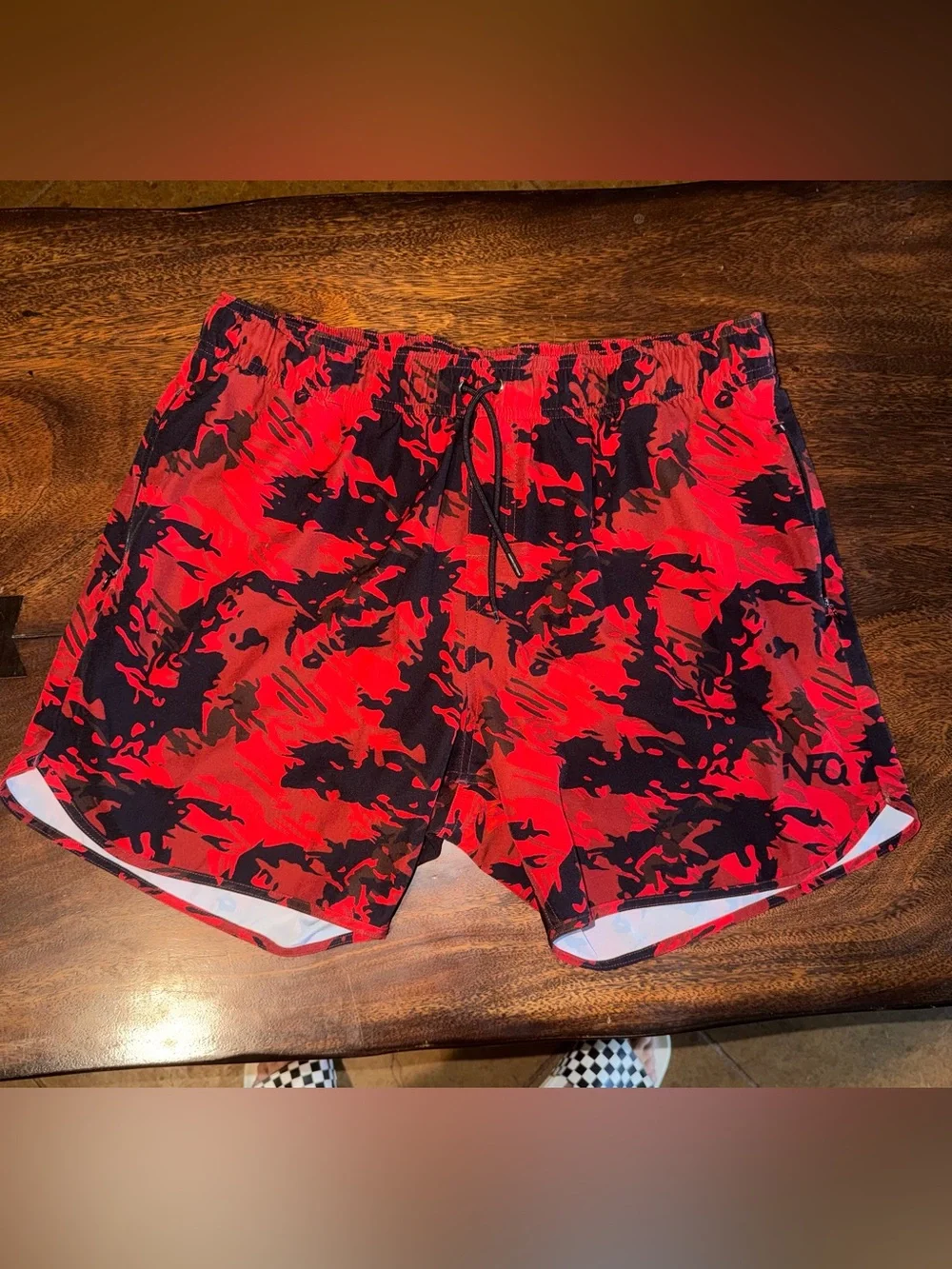 NFQ Men's Red Black Camo Size XL